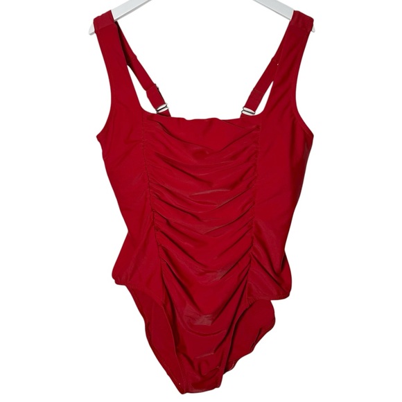 Universal Standard The Square Neck Swimsuit Baywatch Red Size M 18/20 NWT - Picture 3 of 7